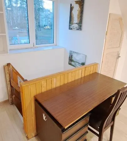 Apartment Cozy Small House With Spacious Backyard *
