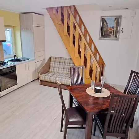 Cozy Small House With Spacious Backyard * Kaunas