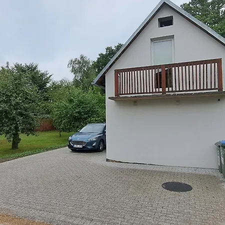 Cozy Small House With Spacious Backyard